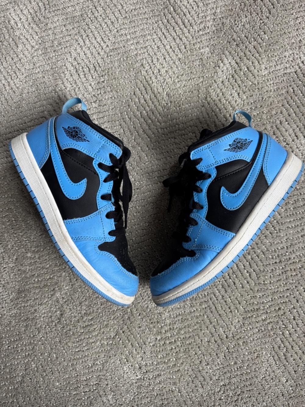 Jordan 1 Mid 2.5Y